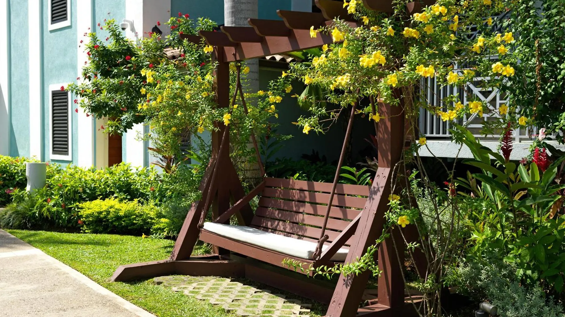*****  Sandals Negril Beach All Inclusive Resort And Spa - Couples Only ג'מייקה